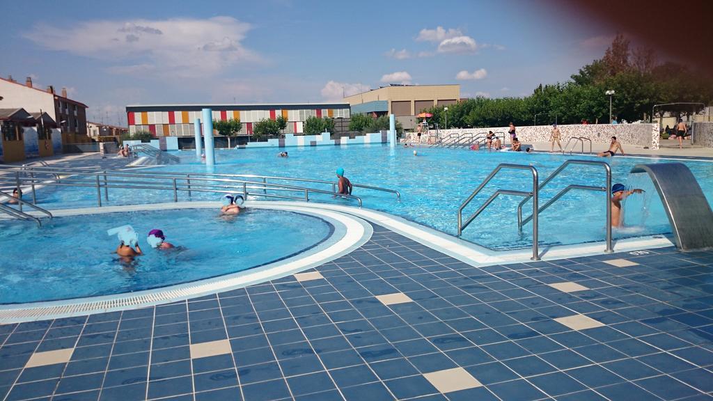 Apartamentos Ribera Navarra - Bardenas Castejón Pokoj fotografie